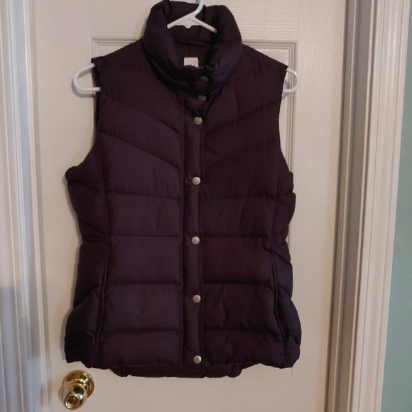 J. Crew Jackets & Blazers - Women’s JCrew Puffer Down Vest sz S